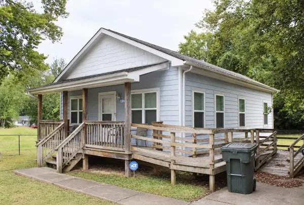 4035 Short Cheatham St, Springfield, TN 37172