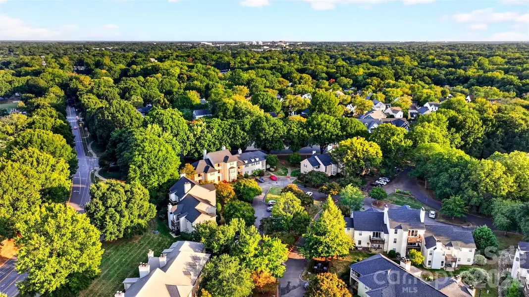 3200 Selwyn Farms LN #Unit 7, Charlotte, NC 28209