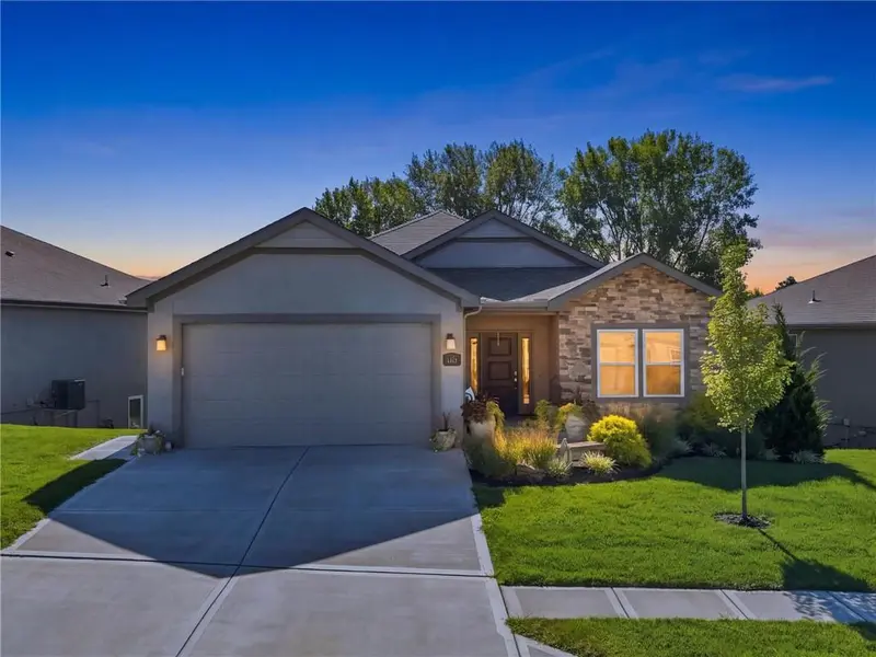 2113 Greenfield PT, Kearney, MO 64060