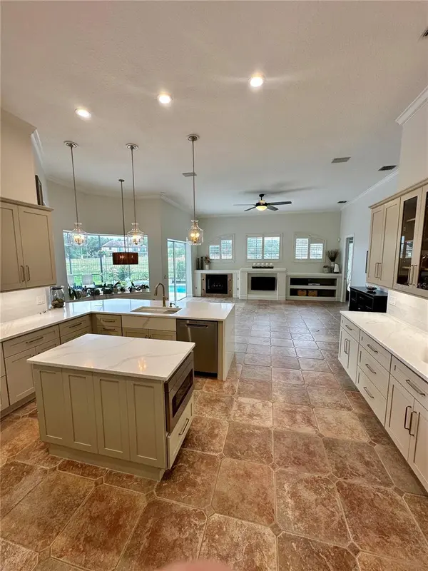 2009 WESTOVER RESERVE BLVD, Windermere, FL 34786