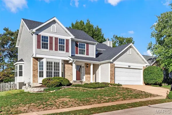1104 Big Bend Station DR, Manchester, MO 63088