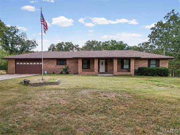 471 Saint Louis Inn RD, St Clair, MO 63077