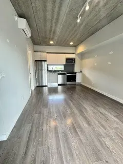 2407 W Eastwood AVE #307, Chicago, IL 60625