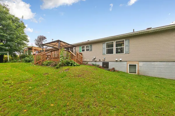 4052 108th ST SE, Blooming Prairie, MN 55917