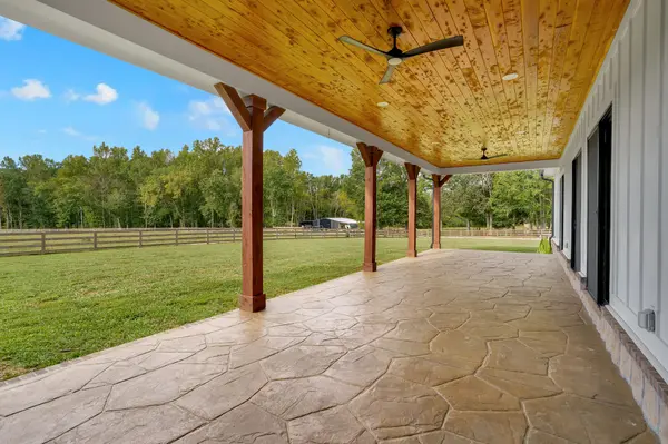 2216 Sp Anderson Rd, Manchester, TN 37355