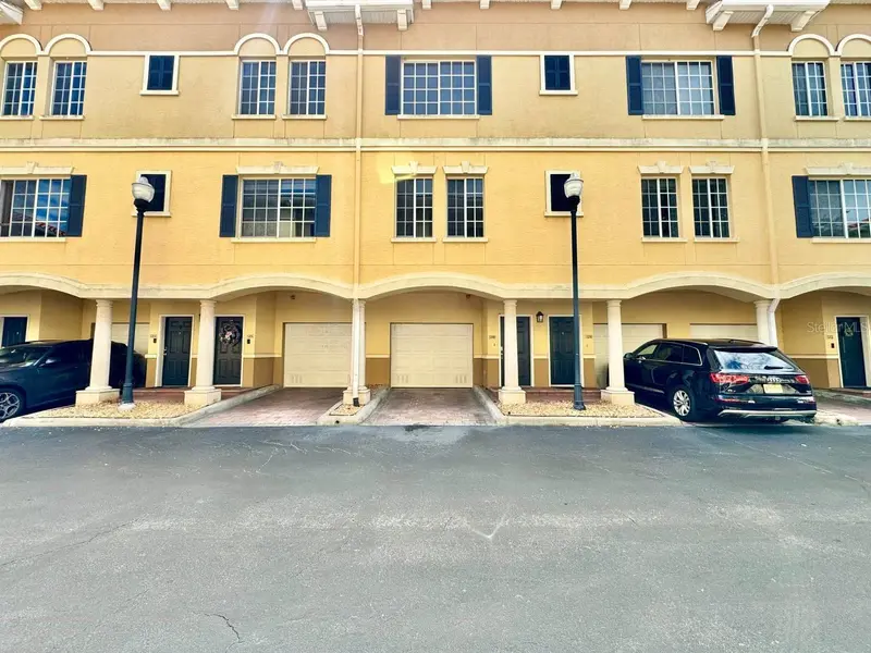 5208 HAMPTON BEACH PL, Tampa, FL 33609