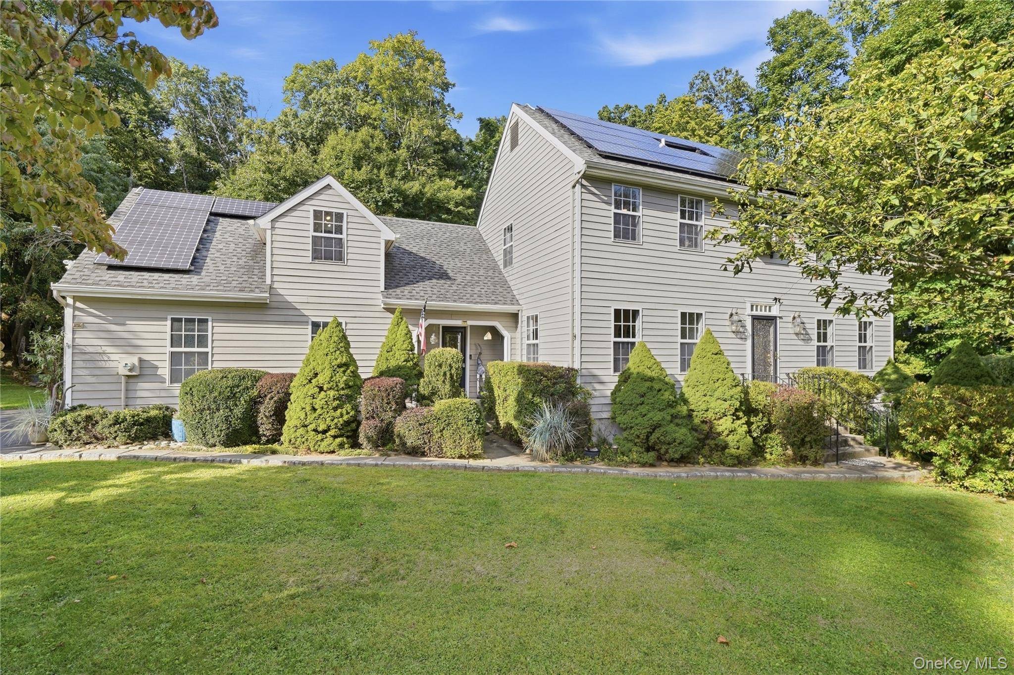 40 Apple Hill DR, Cortlandt Manor, NY 10567
