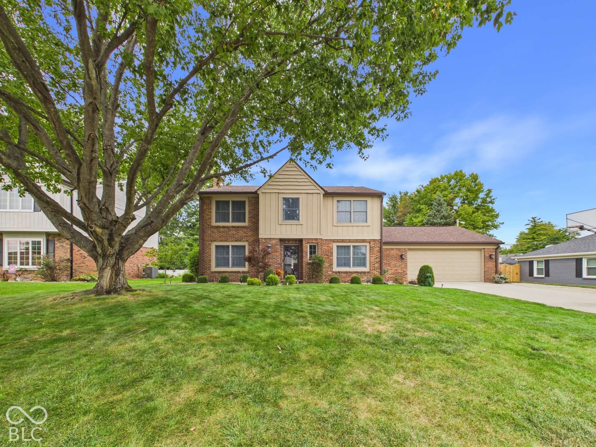 2106 Hillcrest AVE, Anderson, IN 46011