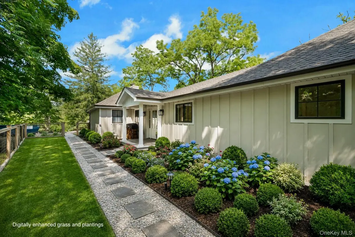 2 Banks Farm RD, Bedford, NY 10506