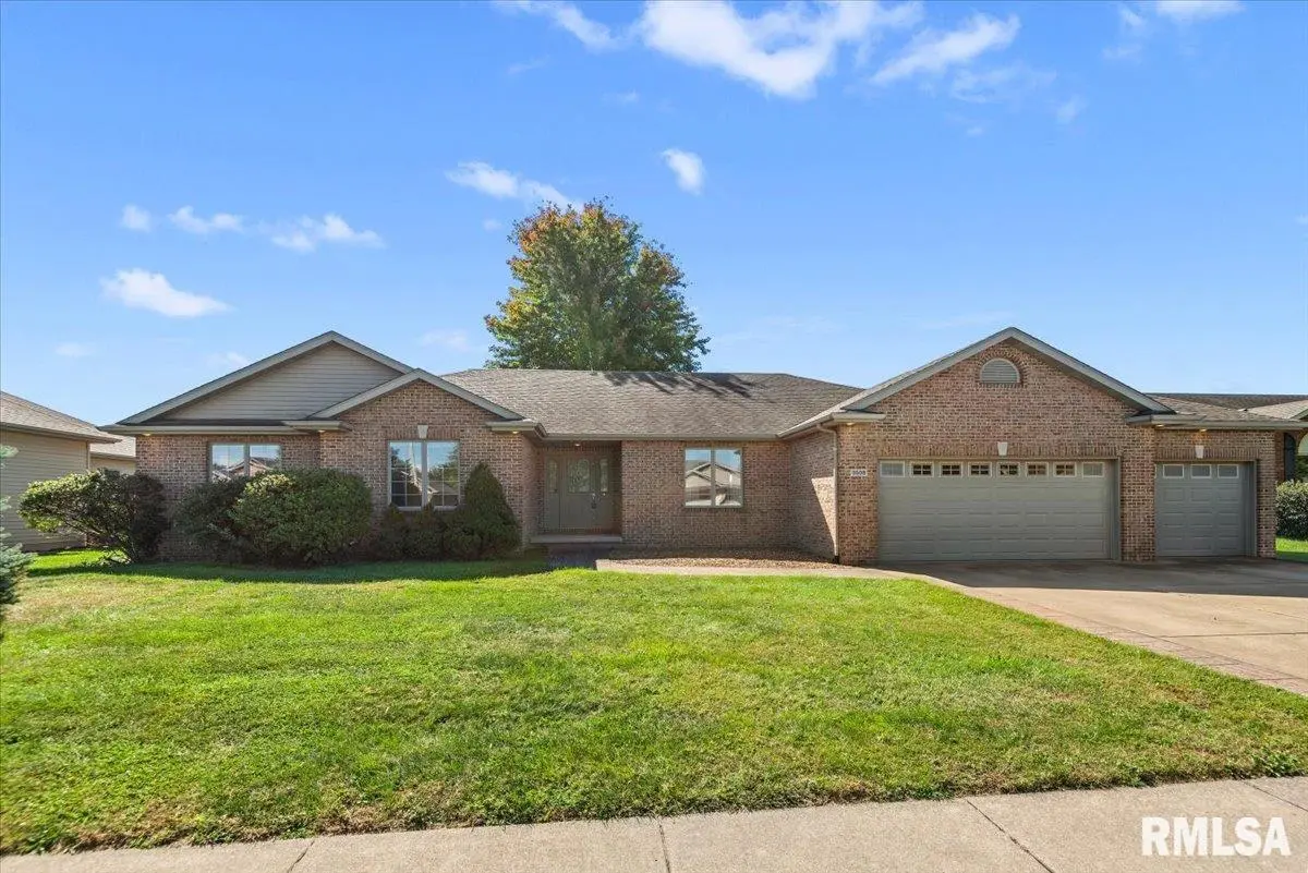 3508 Glengate DR, Springfield, IL 62711