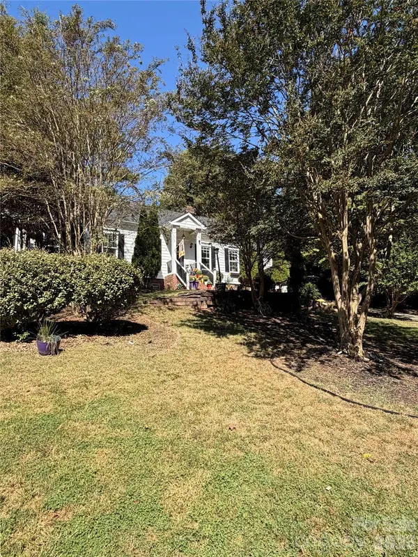 1116 Somersby LN, Matthews, NC 28105