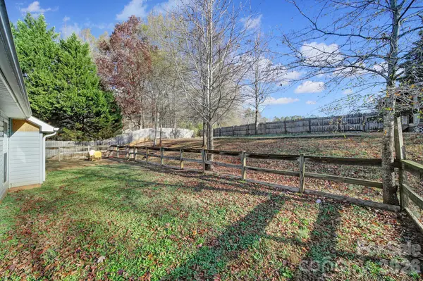 713 Pesca LN, Matthews, NC 28104