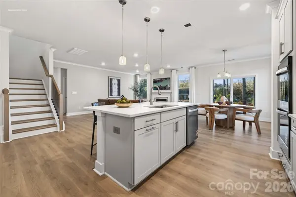 7517 Bainbridge RD, Sherrills Ford, NC 28673