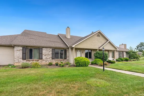 7911 Harrisburg LN, Fort Wayne, IN 46835-1238