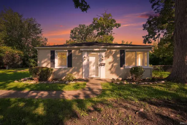 633 Ridgewood DR, Fort Wayne, IN 46805