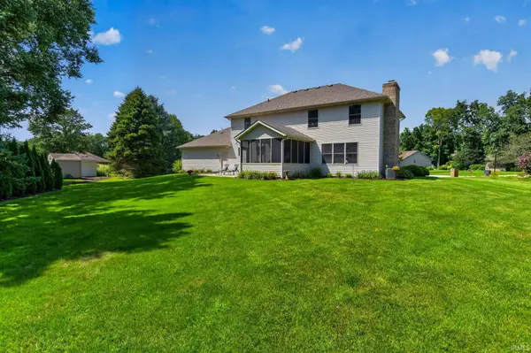 16288 Windemere CT, Granger, IN 46530-5705
