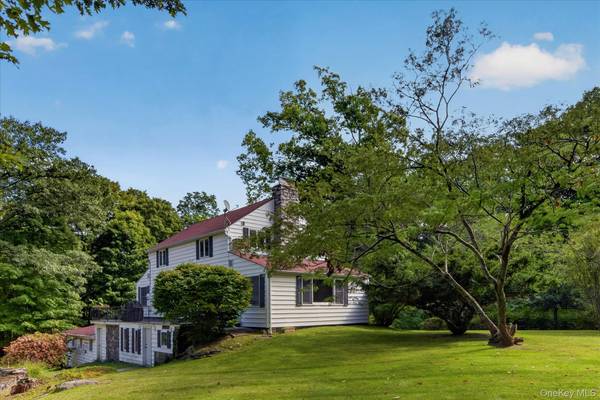10 Park DR, Putnam Valley, NY 10579