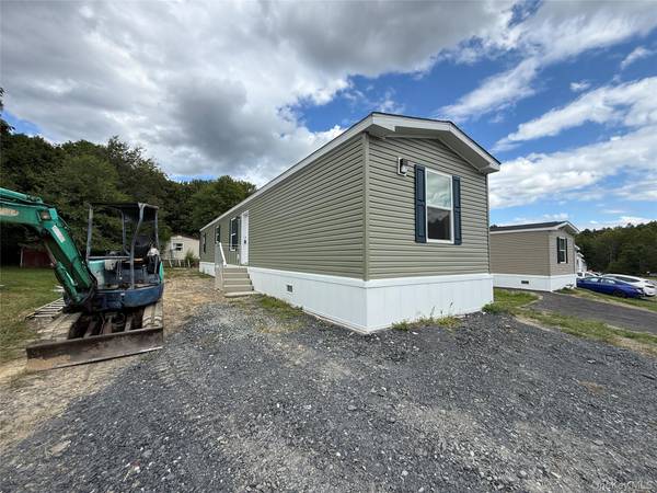62 Peebles LN, Burlingham, NY 12721