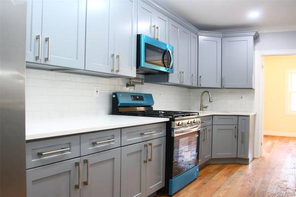 105-48 89th ST, Ozone Park, NY 11417