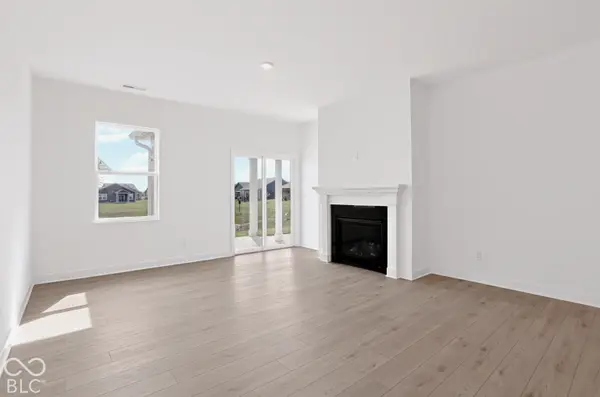 5259 Foxley Park LN, Avon, IN 46123