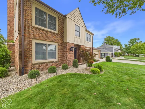 2106 Hillcrest AVE, Anderson, IN 46011