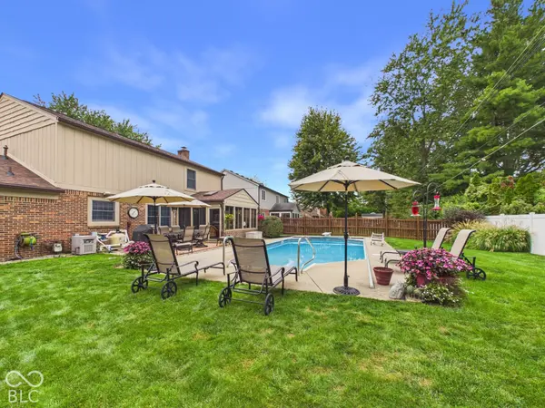 2106 Hillcrest AVE, Anderson, IN 46011