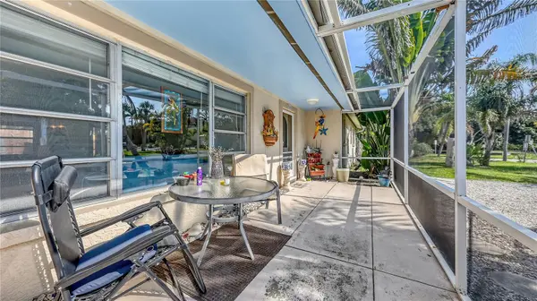 5302 LAS ROSAS, Sarasota, FL 34242