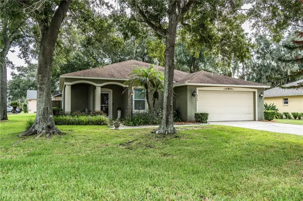 2746 SUNDANCE CIR, Mulberry, FL 33860
