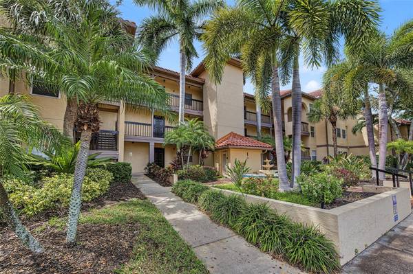 2400 FEATHER SOUND DR #123, Clearwater, FL 33762