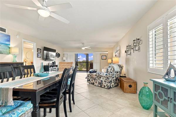 9490 HARBOR GREENS WAY #508, Seminole, FL 33776