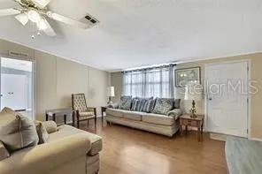 2400 LEMUR DR, Holiday, FL 34690