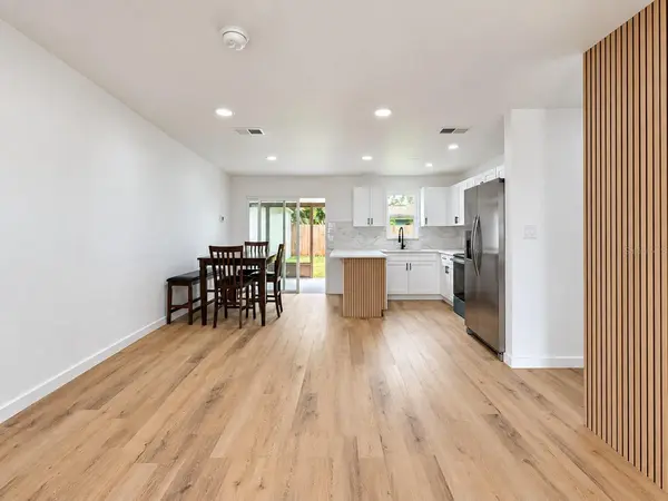 705 E 126TH AVE, Tampa, FL 33612