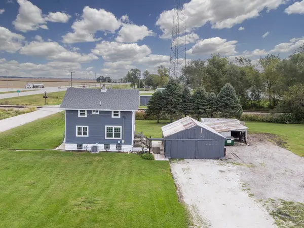 250 W Frontage ST, Sheldon, IL 60966