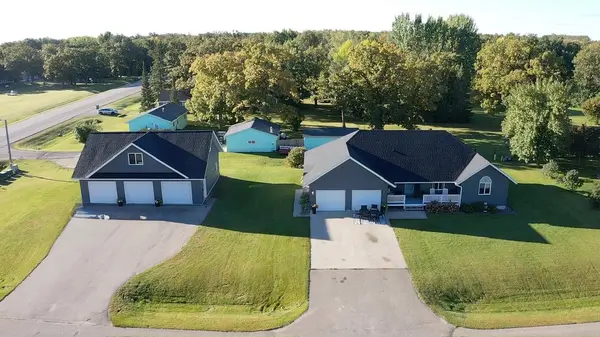 1012 6th ST SE, Roseau, MN 56751