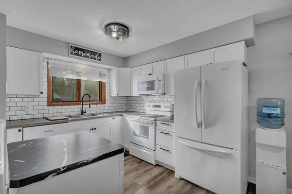 128 9th AVE SE, Saint Joseph, MN 56374