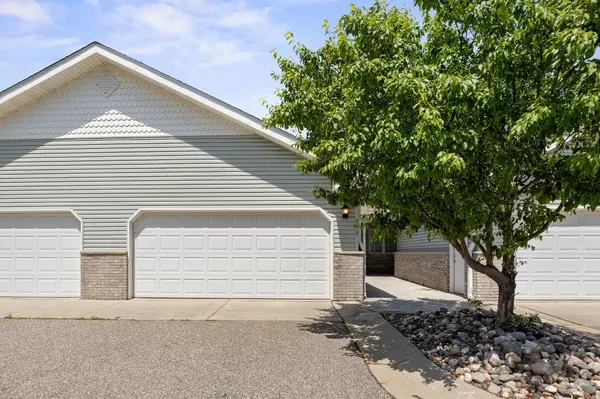 775 Rockford AVE E, Delano, MN 55328