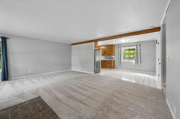 718 E River ST, Monticello, MN 55362