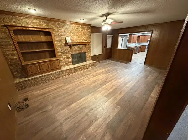 8120 NW 101st ST, Oklahoma City, OK 73162