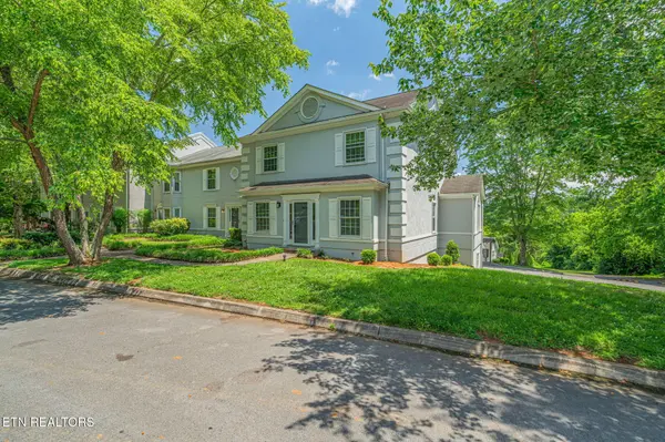 8839 Ashton Court, Knoxville, TN 37923