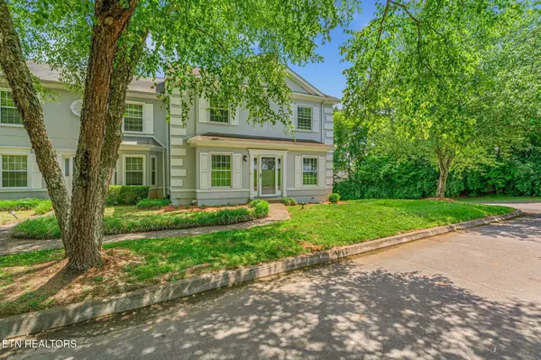 8839 Ashton Court, Knoxville, TN 37923