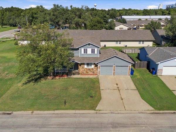 210 Hymer, Sedgwick, KS 67135