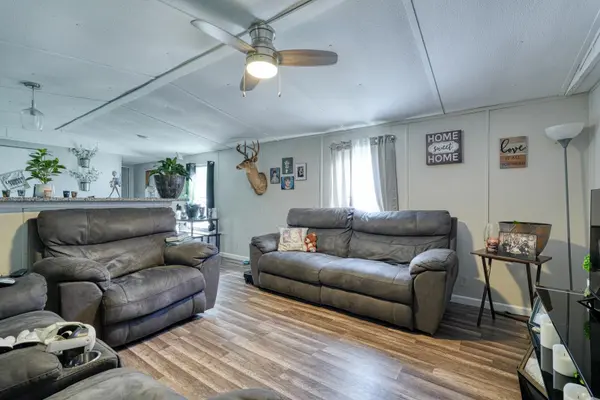 8485 Cross Anchor RD, Enoree, SC 29335