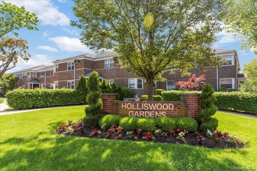 198-17 Dunton AVE #2nd floor, Holliswood, NY 11423