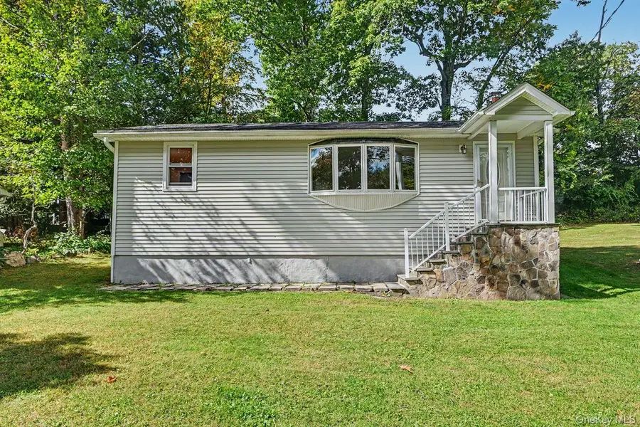 10 Palisades RD, Patterson, NY 12563