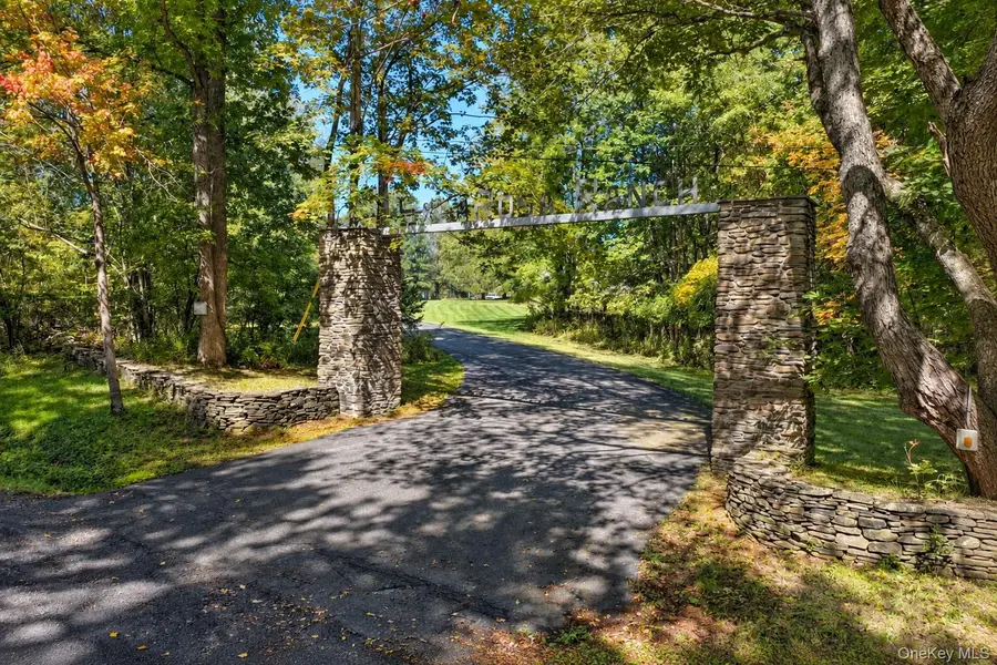 258 Lobdell Mill RD, Berne, NY 12193