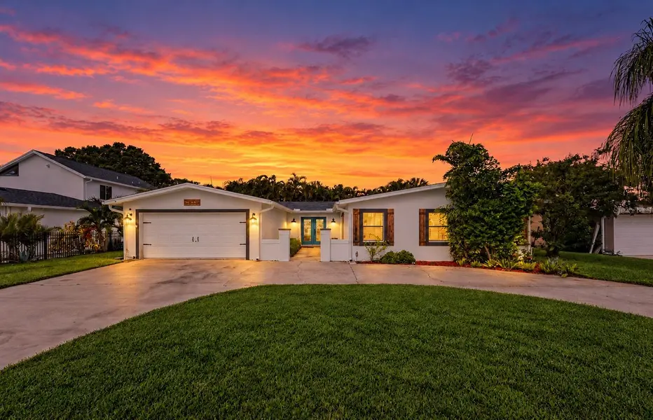3936 E EDEN ROC CIR #1, Tampa, FL 33634