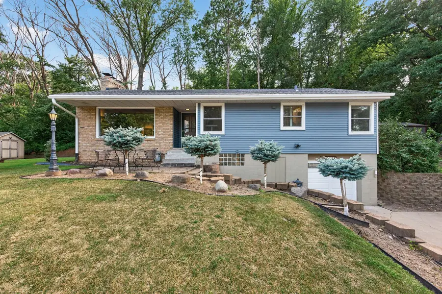 1417 Stickney AVE, South Saint Paul, MN 55075
