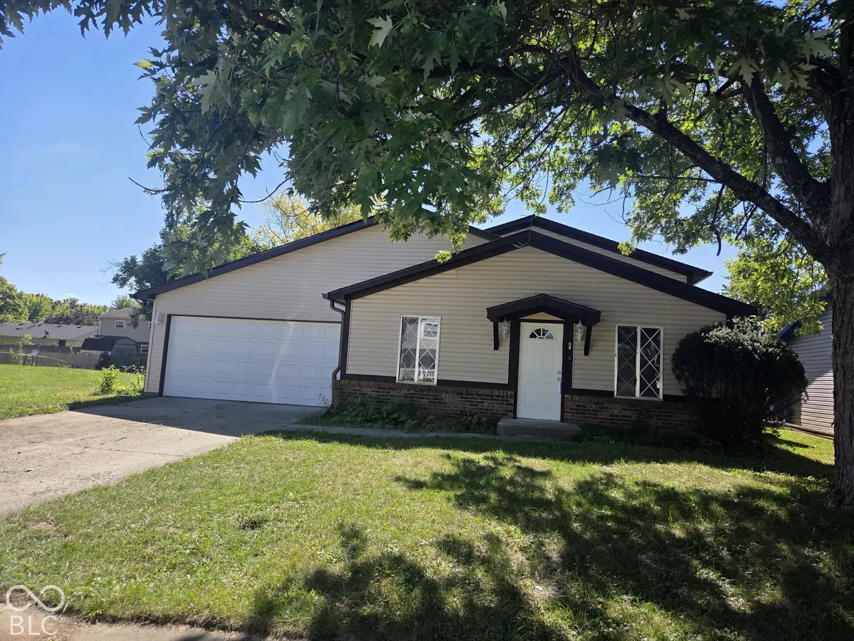 10329 Milford CT, Indianapolis, IN 46235