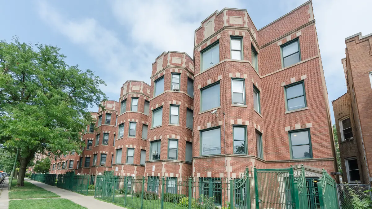 6917 S Paxton AVE #G, Chicago, IL 60649
