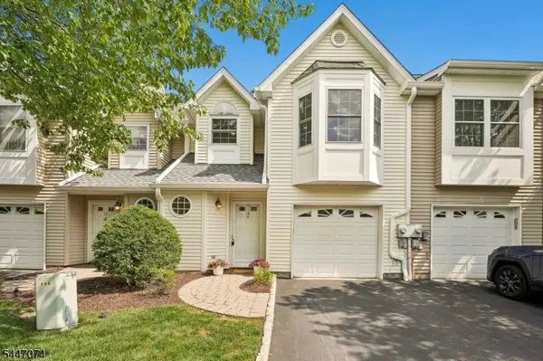 14 Helen Way, Berkeley Heights Twp., NJ 07922